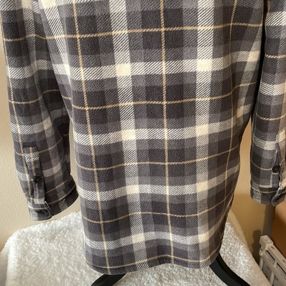 FREEDOM Foundry Faux Fur Lined Flannel Size Large - Picture 7 of 13